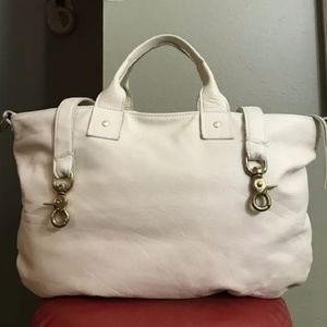 🎉OFFERS🎉Clare V. Messenger Bag - White Leather